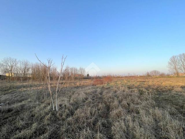 Terreno in vendita a Acquanegra Sul Chiese, Lombardia