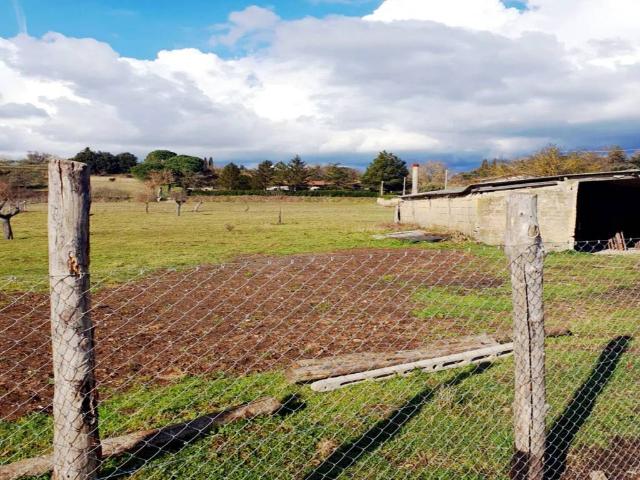 Terreno in vendita a Acquapendente, Lazio