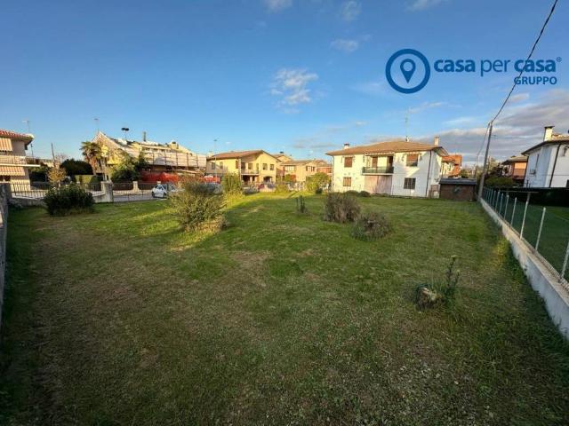 Terreno in vendita a Adria, Veneto
