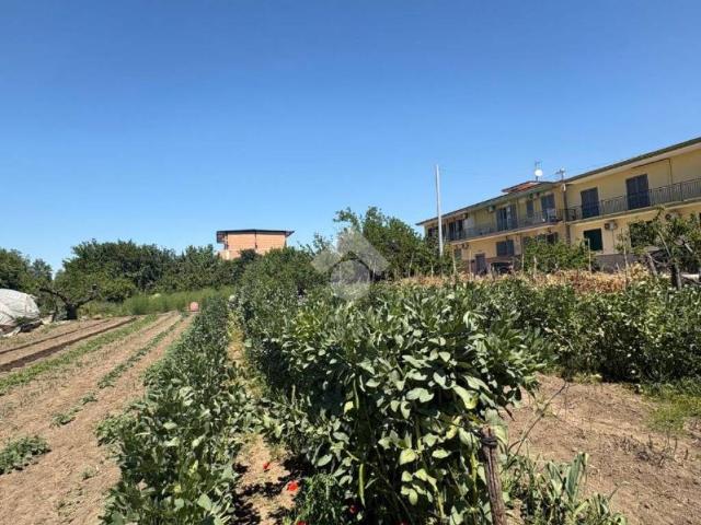 Terreno in vendita a Afragola, Campania