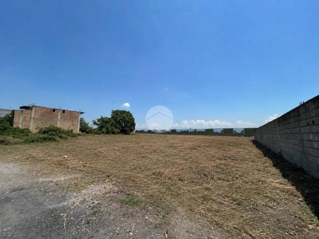 Terreno in vendita a Afragola, Campania