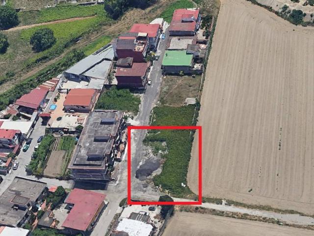 Terreno in vendita a Afragola, Campania