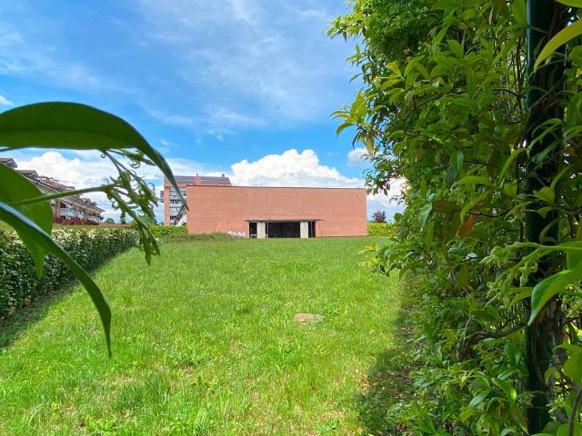 Terreno in vendita a Agrate Brianza, Lombardia