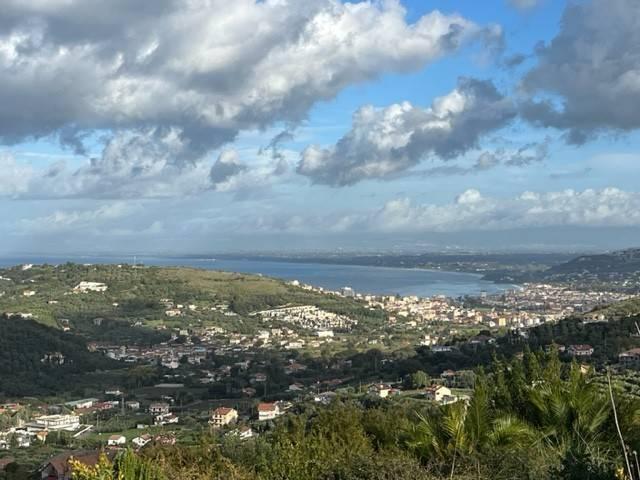 Terreno in vendita a Agropoli, Campania