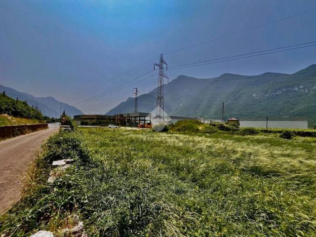 Terreno in vendita a Comunità della Vallagarina, Ala