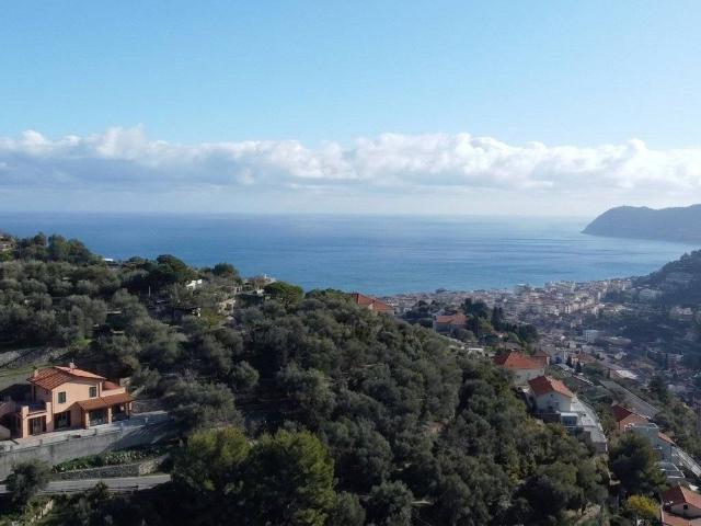 Terreno in vendita a Moglio, Alassio