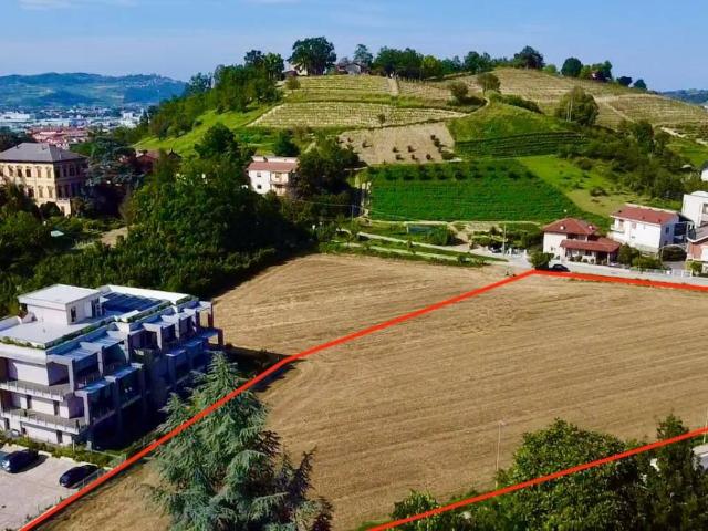 Terreno in vendita a Alba, Cuneo