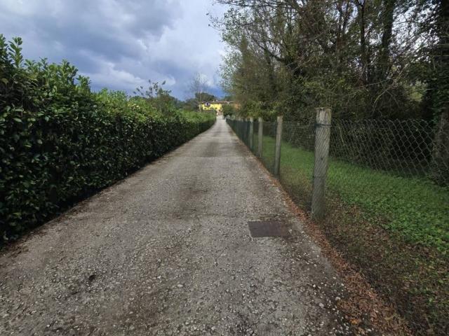 Terreno in vendita a Torre De' Roveri, Lombardia
