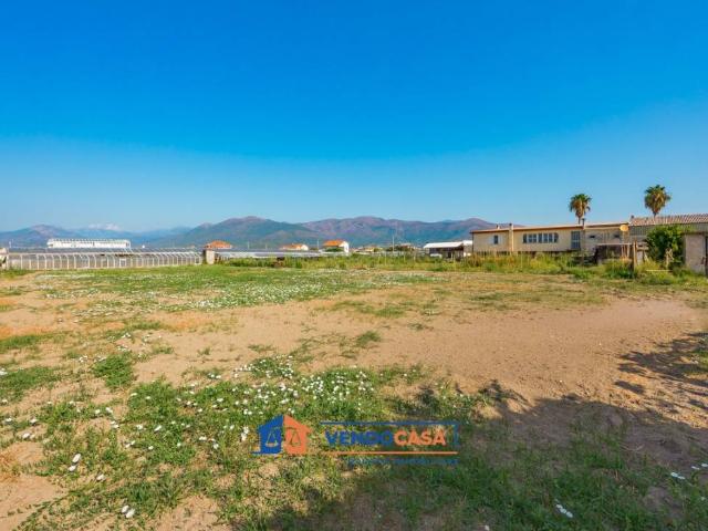Terreno in vendita a Albenga, Liguria