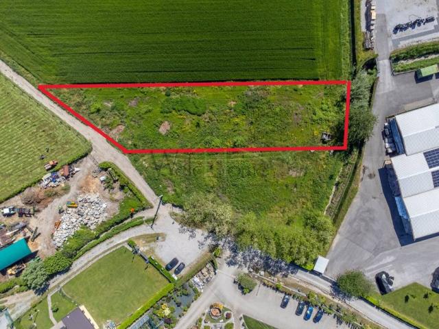 Terreno in vendita a Albese con Cassano, Albese