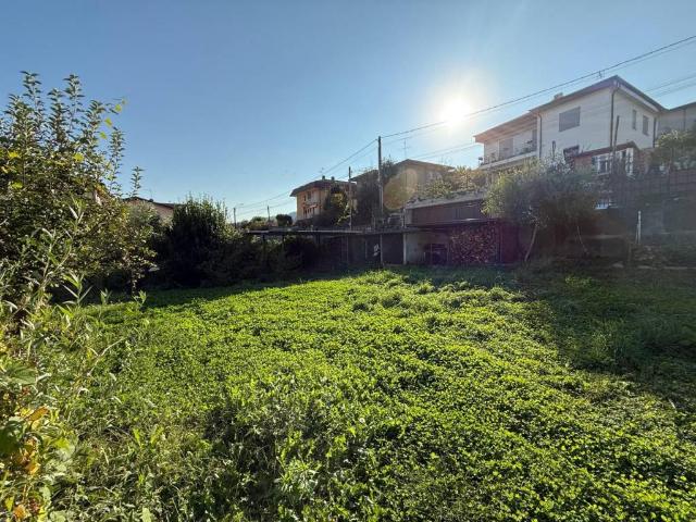 Terreno in vendita a Albese con Cassano, Albese