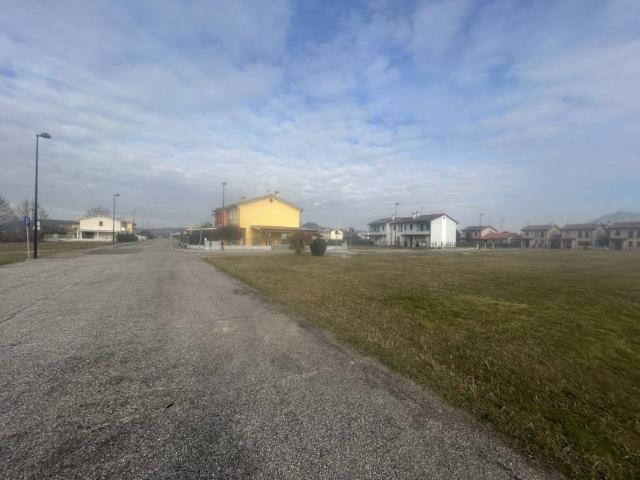 Terreno in vendita a Albettone, Veneto