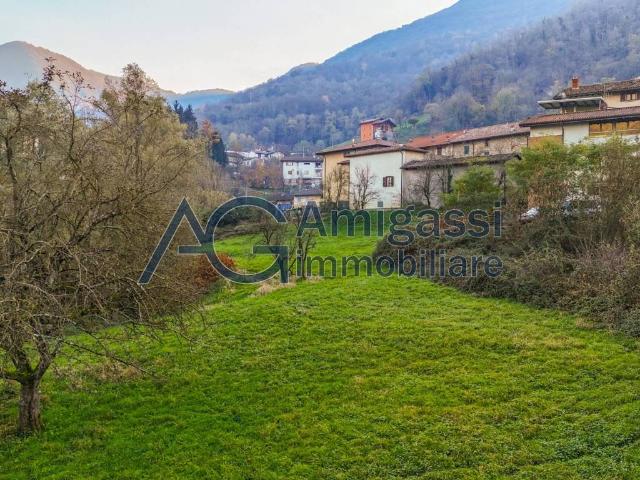 Terreno in vendita a Albino, Lombardia