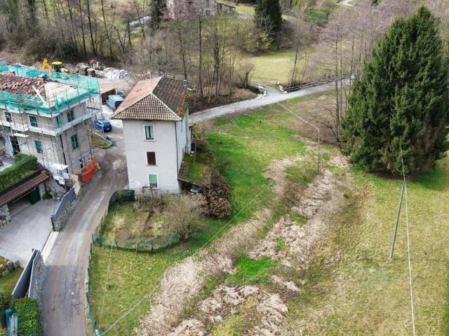 Terreno in vendita a Albino, Lombardia