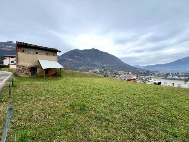 Terreno in vendita a Albino, Lombardia