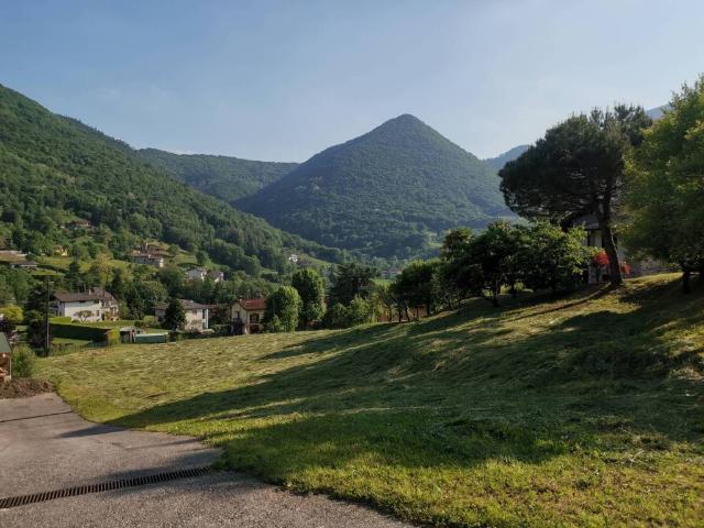 Terreno in vendita a Albino, Lombardia