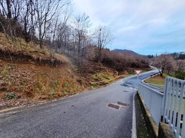 Terreno in vendita a Almenno San Bartolomeo, Lombardia