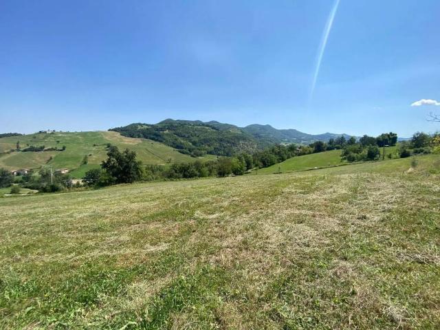 Terreno in vendita a Alta Val Tidone, Nibbiano