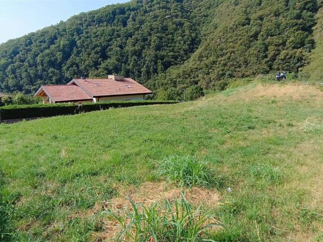 Terreno in vendita a Alzano Lombardo, Lombardia