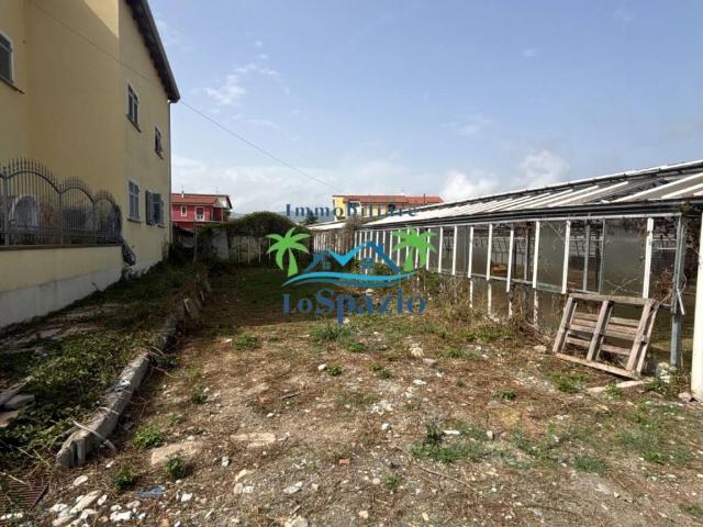 Terreno in vendita a Andora, Liguria