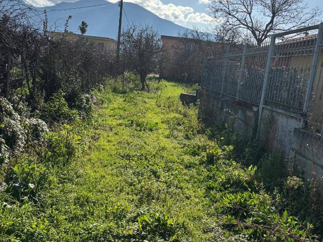 Terreno in vendita a Angri, Campania