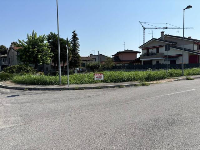 Terreno in vendita a Anguillara Veneta, Veneto