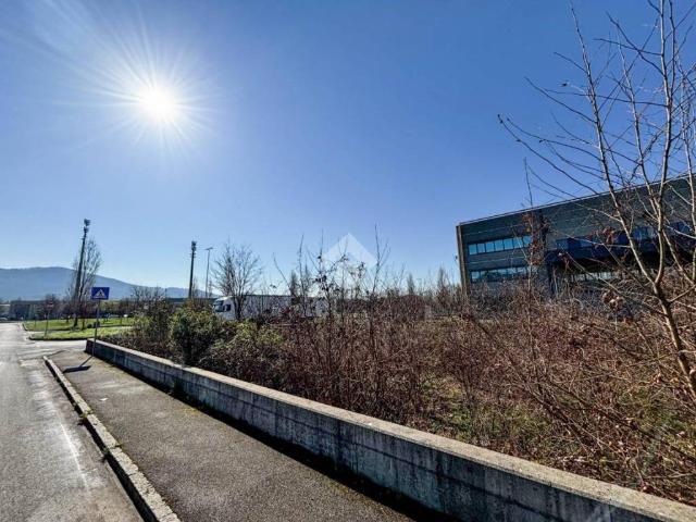 Terreno in vendita a Annone Di Brianza, Lombardia