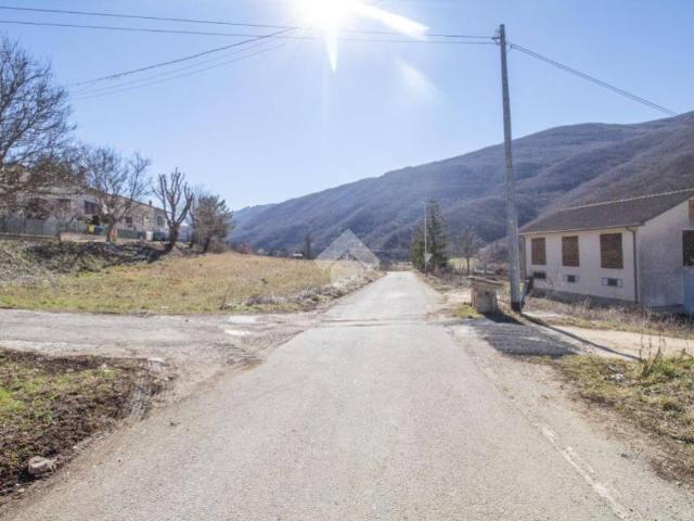 Terreno in vendita a Antrodoco, Lazio