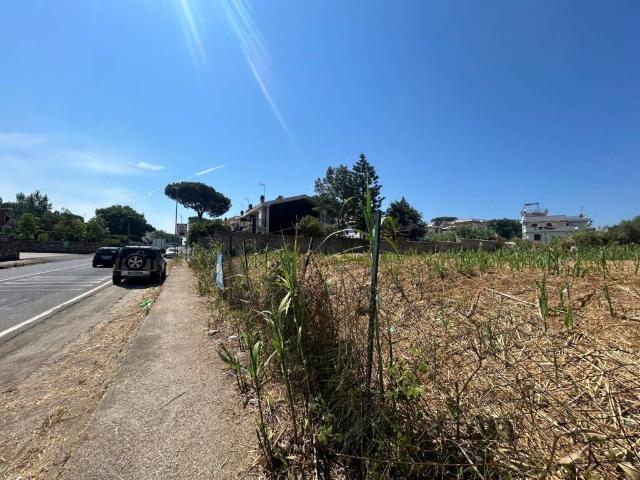 Terreno in vendita a Lido di Enea, Roma Capitale
