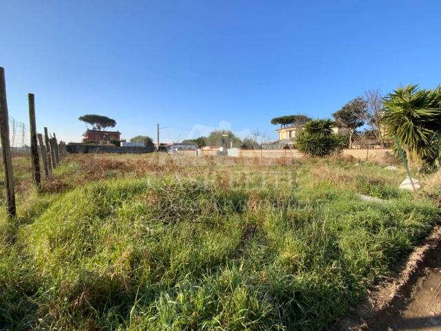 Terreno in vendita a Melorosso, Roma Capitale