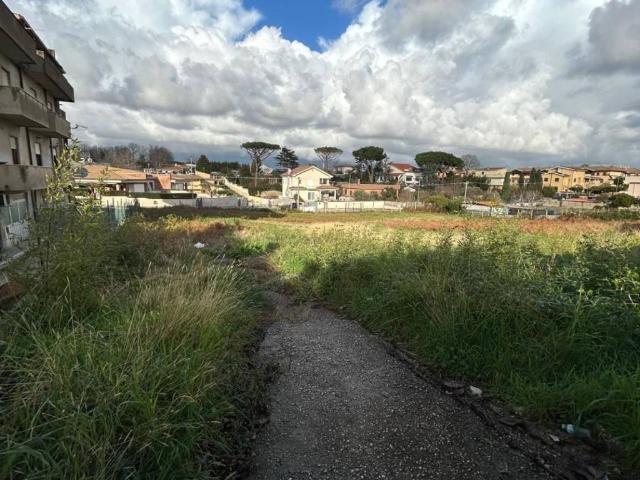 Terreno in vendita a Melorosso, Roma Capitale