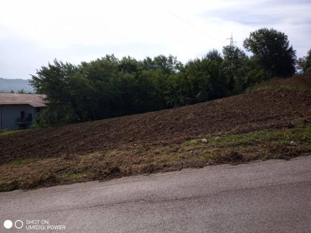 Terreno in vendita a Apollosa, Campania