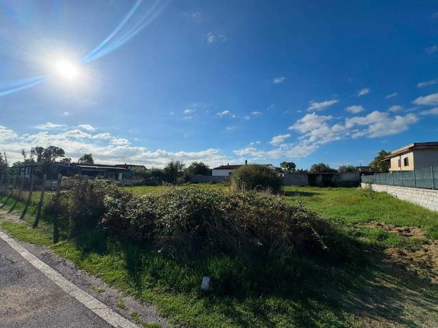 Terreno in vendita a Le Salzare, Aprilia