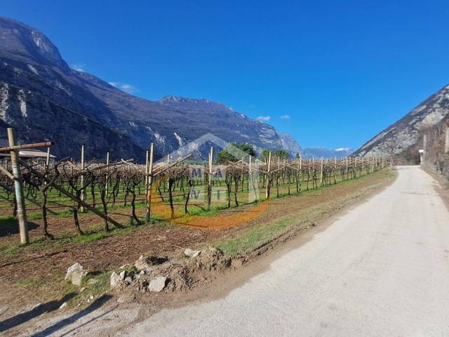 Terreno in vendita a Comunità Alto Garda e Ledro, Arco