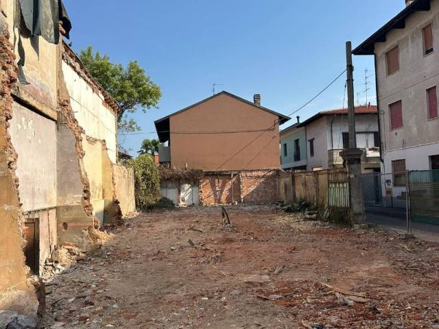 Terreno in vendita a Arconate, Milano