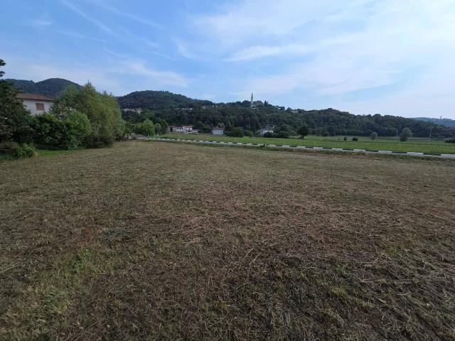 Terreno in vendita a Arcugnano, Veneto