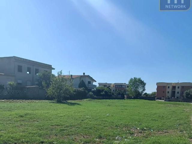 Terreno in vendita a Madonnina, Roma Capitale