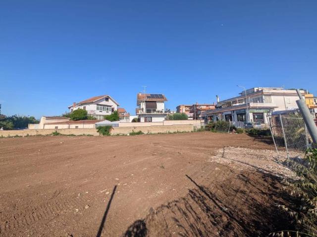 Terreno in vendita a Nuova Florida, Roma Capitale