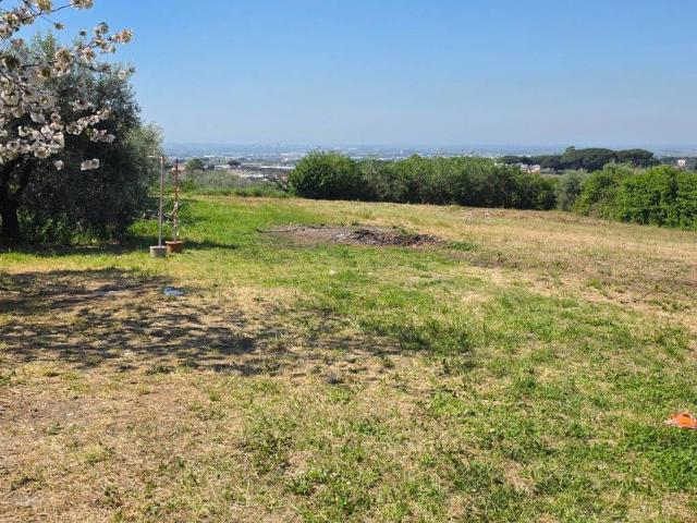 Terreno in vendita a La Torretta, Roma Capitale