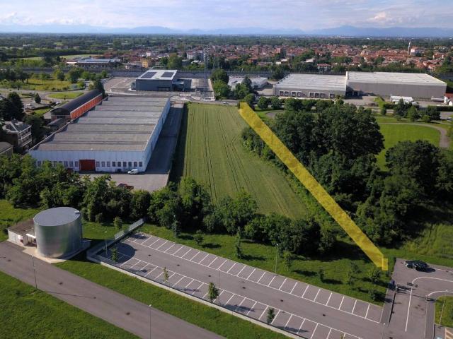 Terreno in vendita a Arluno, Lombardia
