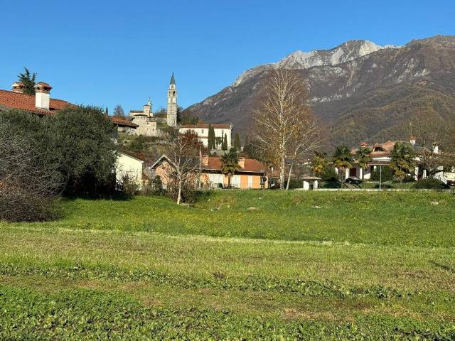 Terreno in vendita a Artegna, Friuli-Venezia Giulia