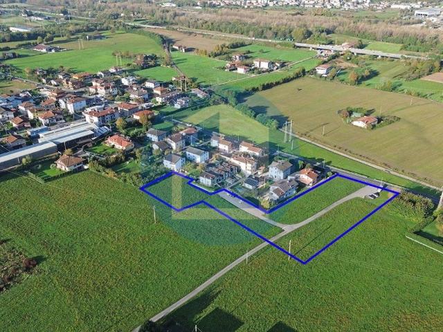 Terreno in vendita a Comunità montana della valle Camonica, Artogne