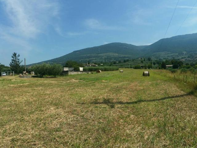 Terreno in vendita a Assisi, Umbria