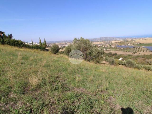 Terreno in vendita a Atri, Abruzzo