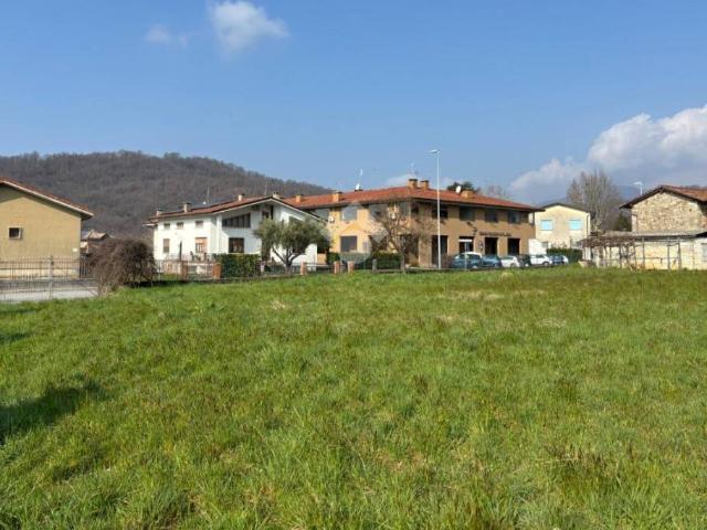 Terreno in vendita a Attimis, Friuli-Venezia Giulia