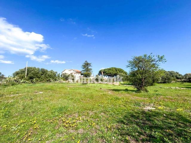 Terreno in vendita a Augusta, Sicilia