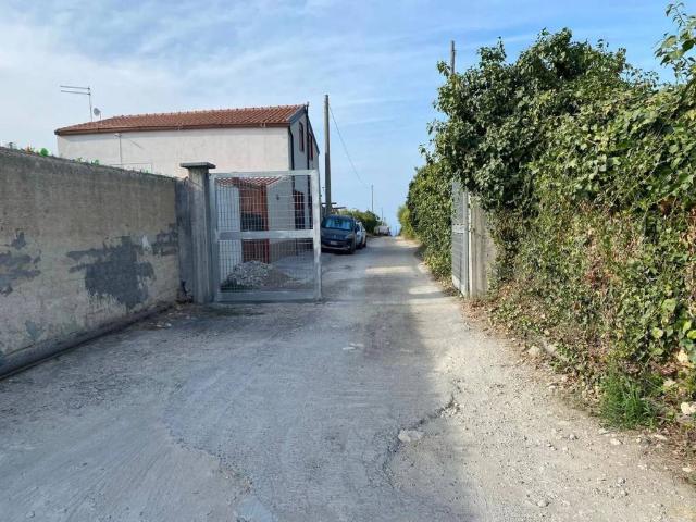 Terreno in vendita a Augusta, Sicilia