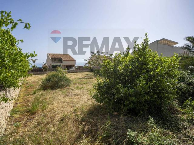 Terreno in vendita a Augusta, Sicilia