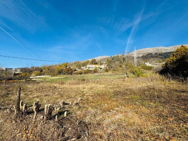 Terreno in vendita a Avezzano, Abruzzo