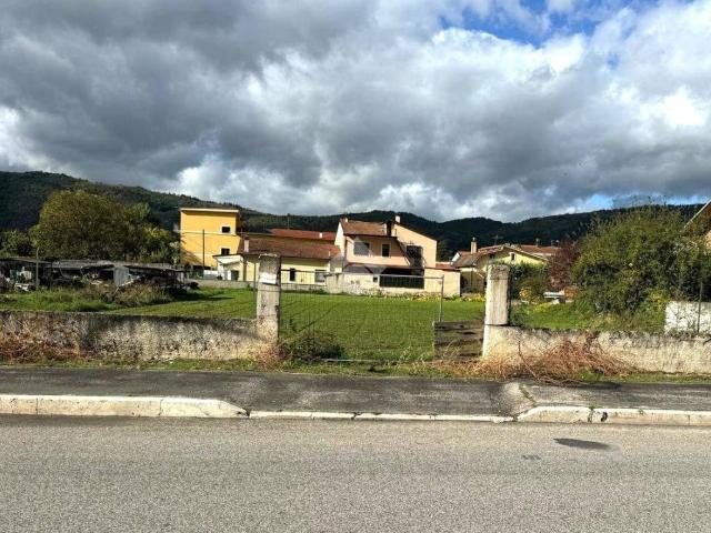 Terreno in vendita a Avezzano, Abruzzo